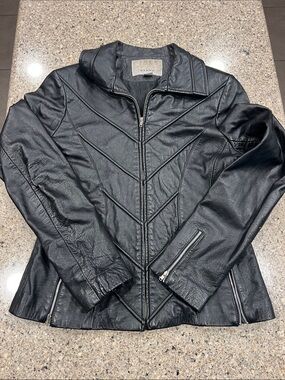 Vtg Wilsons Leather Maxima black leather zip jacket distinctive chevron L z17